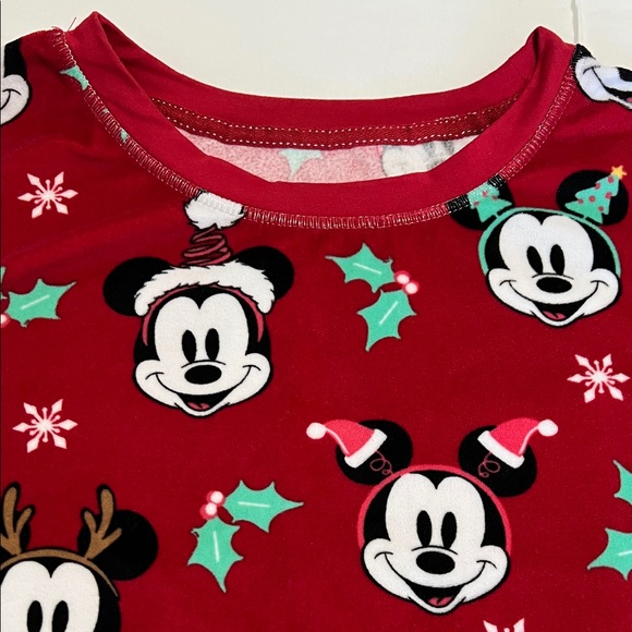 Disney Red Mickey Mouse Holiday Plush Pajamas - Picture 4 of 12